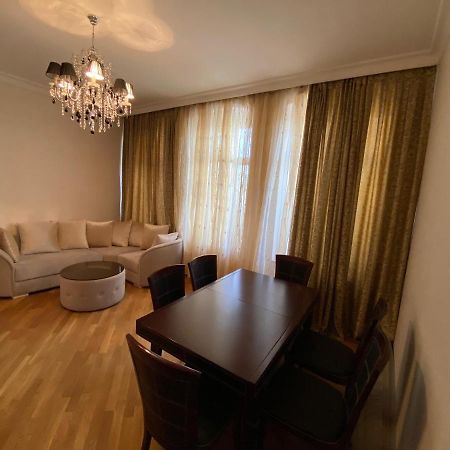 Cozy Old City Apartment バクー エクステリア 写真