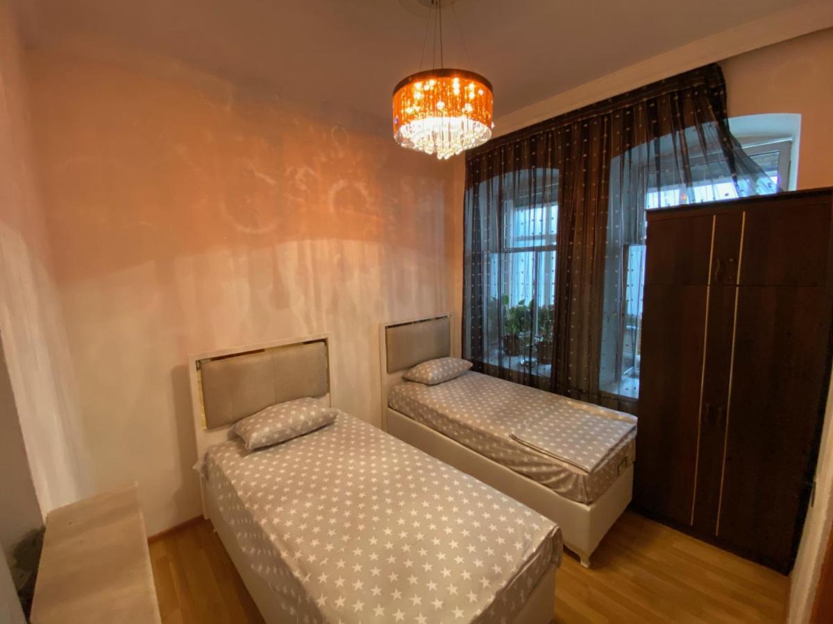 Cozy Old City Apartment バクー エクステリア 写真
